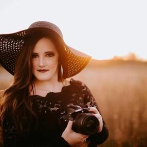 Meet your Posher, Courtney